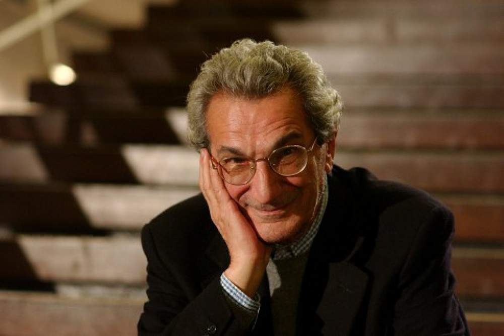 Toni Negri hace referencia a mis libros y contesta….