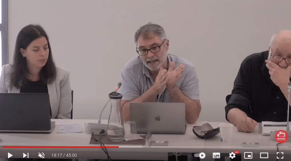 Mesa del Congreso La revolución pasiva&nbsp;(Barcelona)